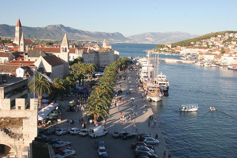 Apartments Mamut Trogir Ngoại thất bức ảnh