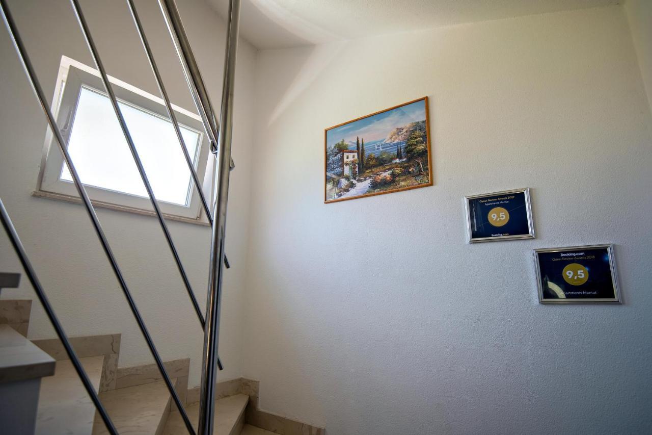 Apartments Mamut Trogir Ngoại thất bức ảnh