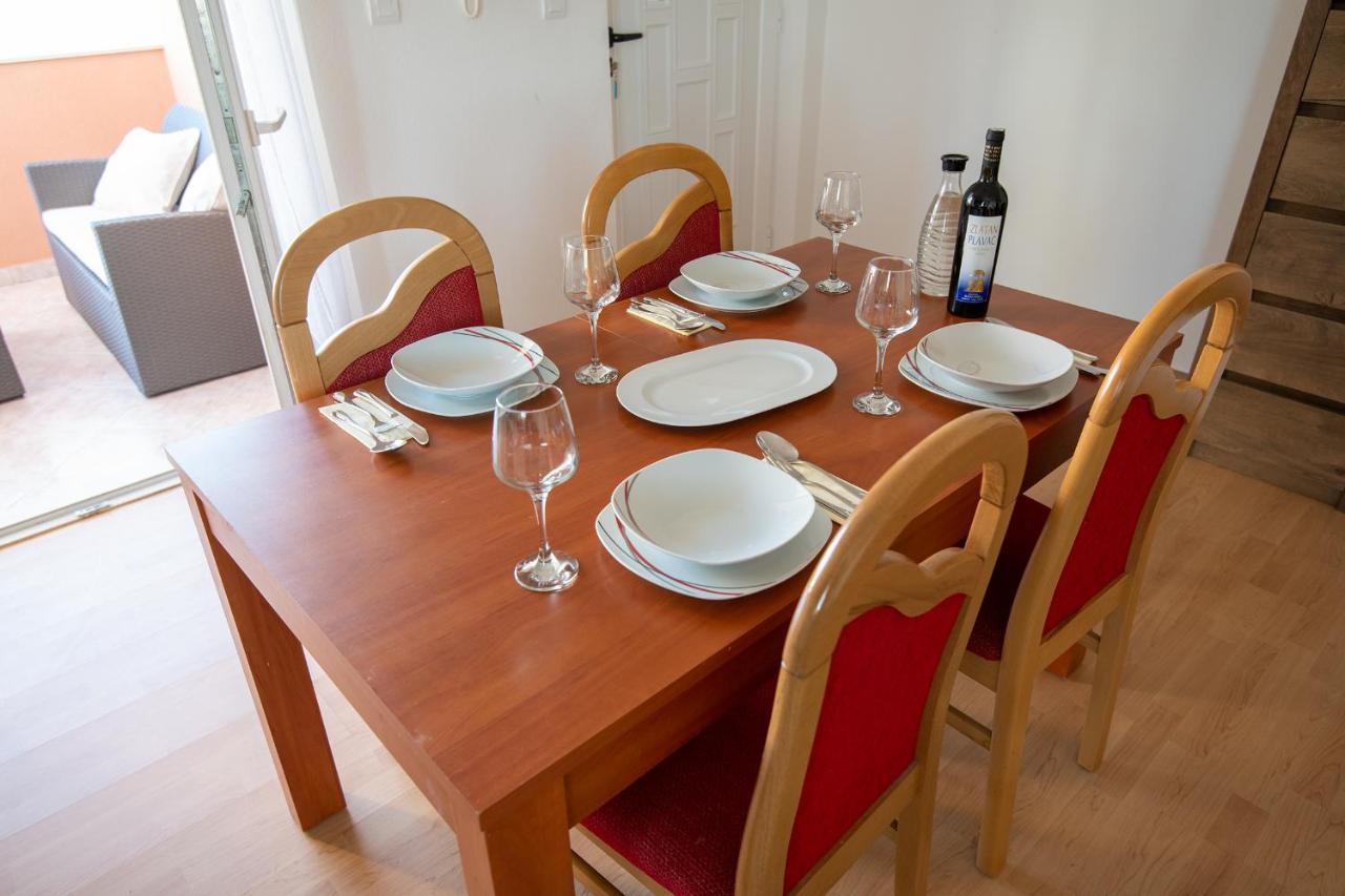 Apartments Mamut Trogir Ngoại thất bức ảnh