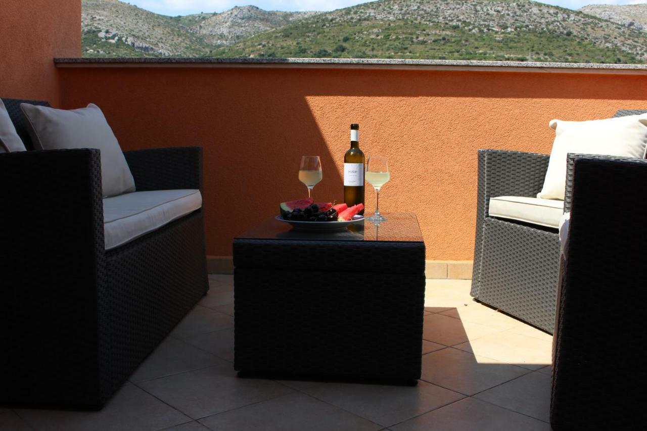 Apartments Mamut Trogir Ngoại thất bức ảnh